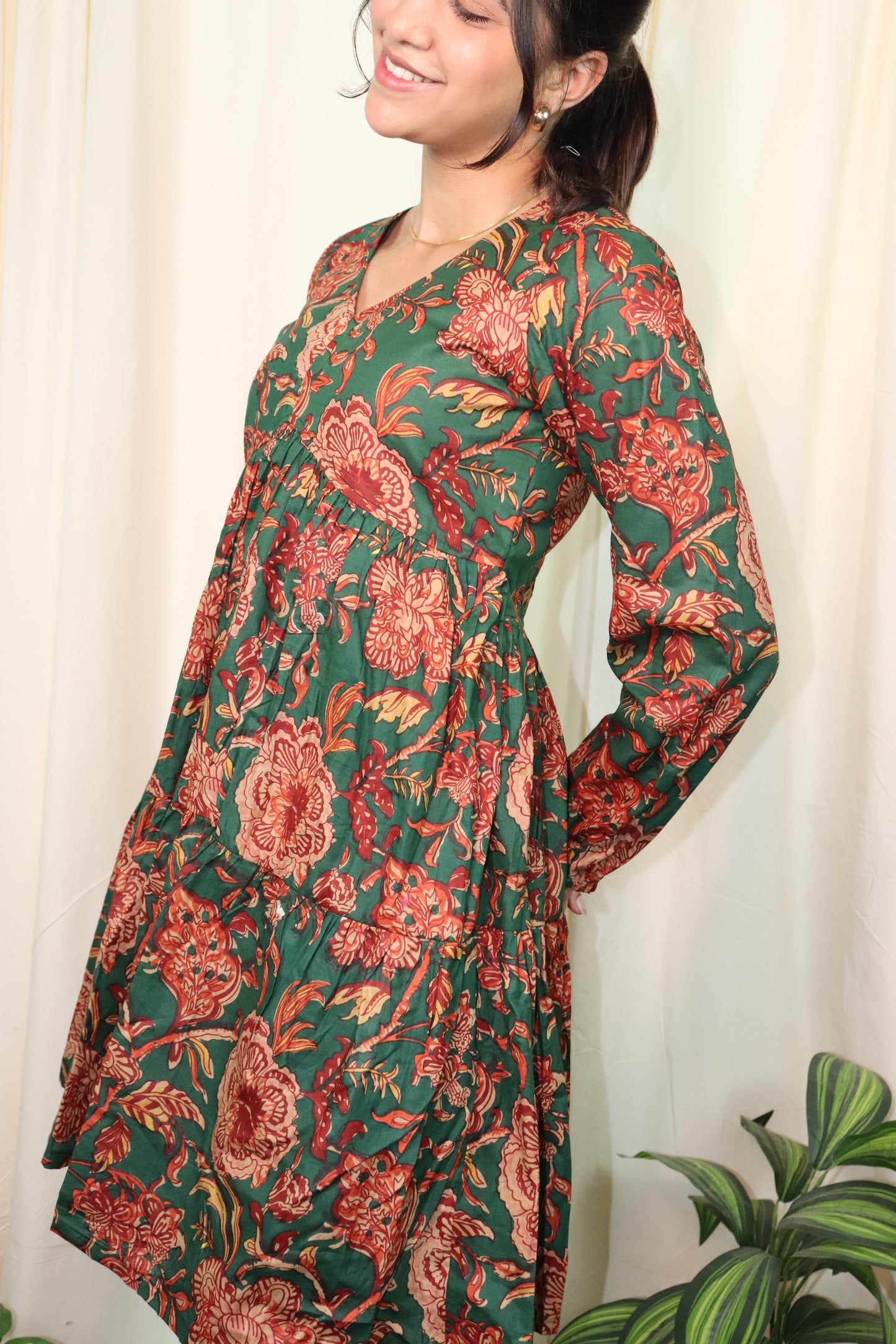 Green summer mini dress