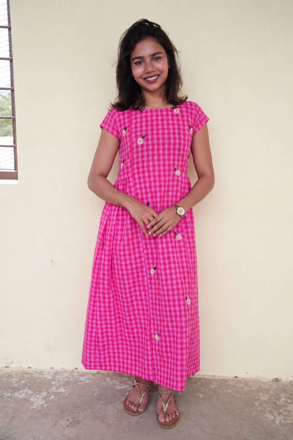 Pink gingham daisy