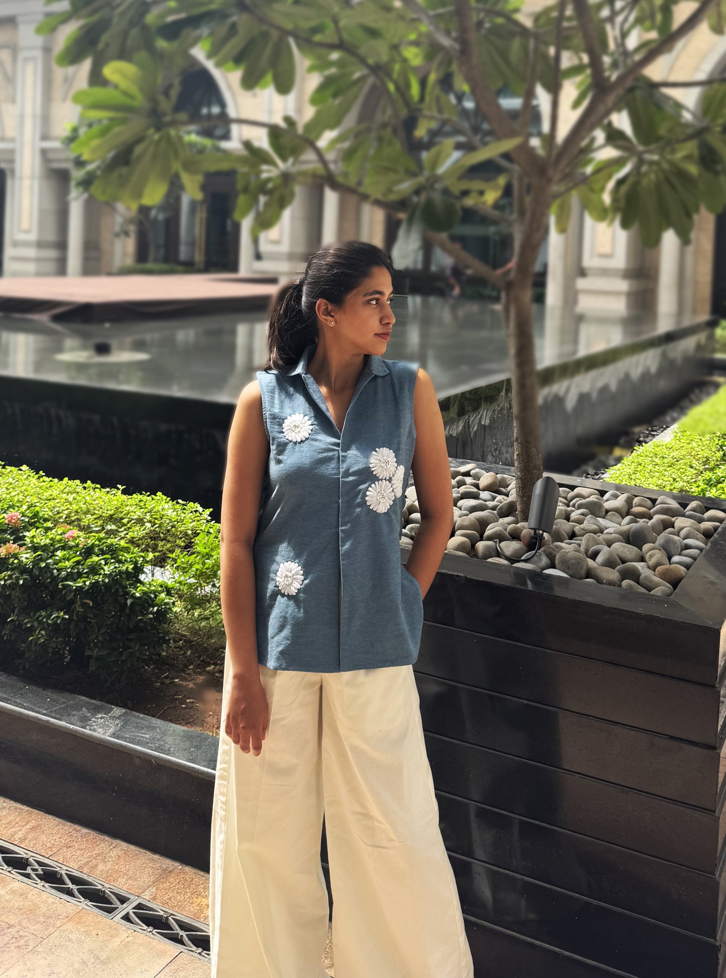 Daisy Denim Sleeveless Shirt