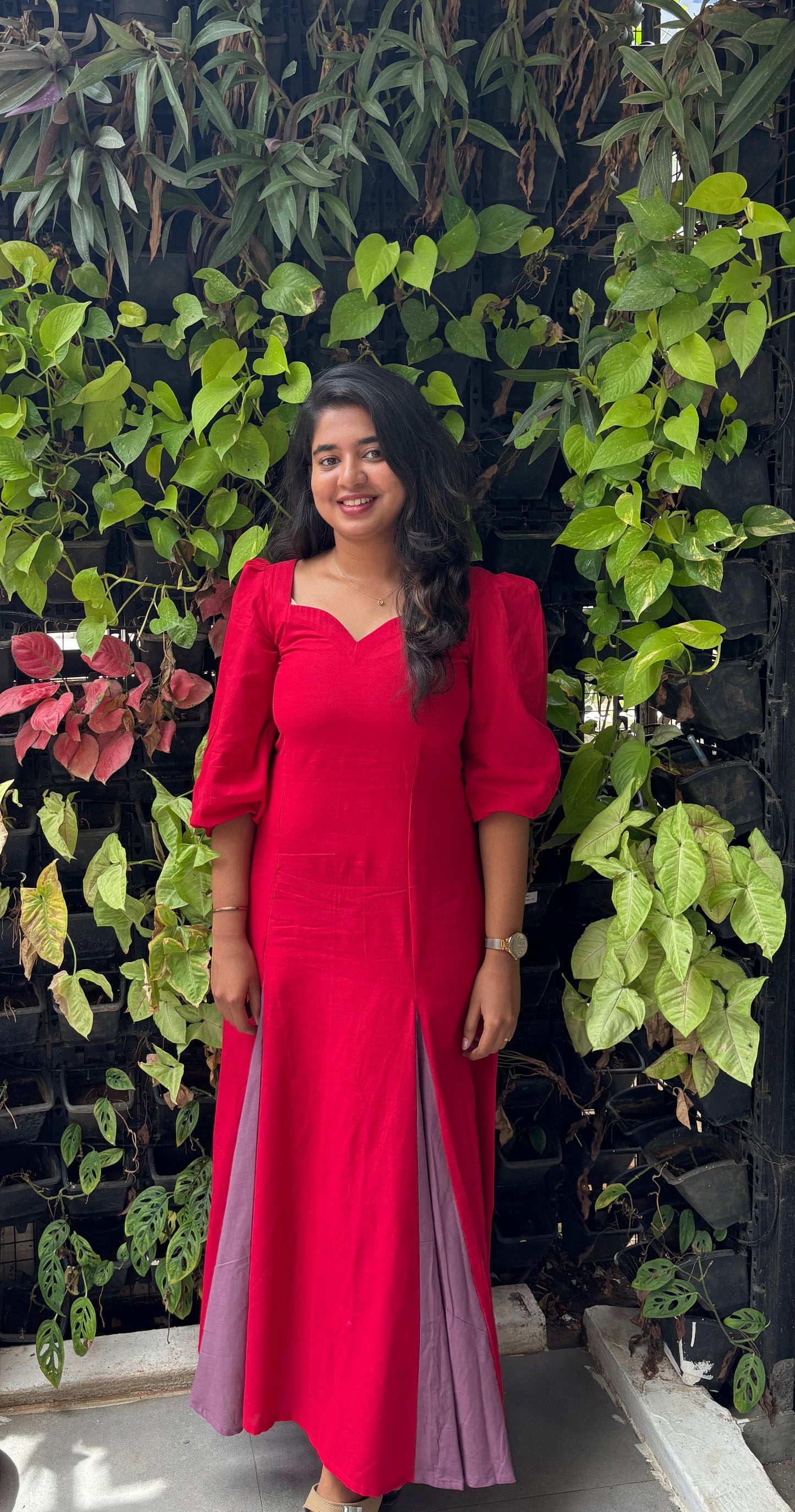 Elegant Scarlet Paneled Maxi Dress
