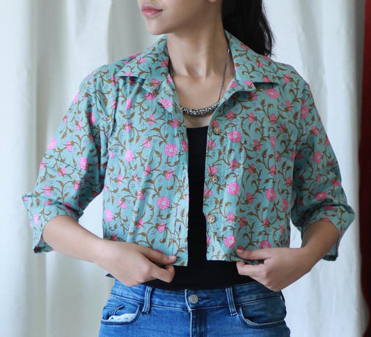 printed crop shirt